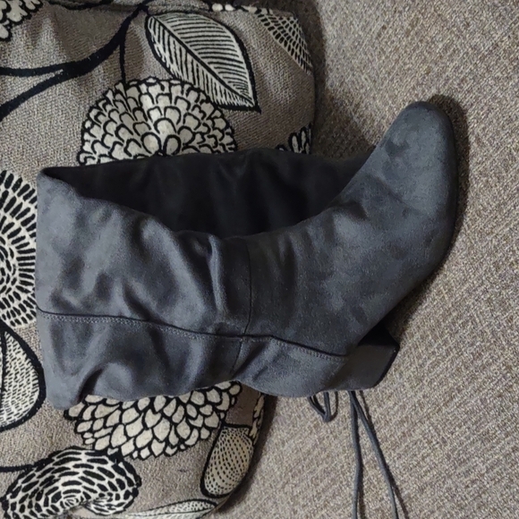 Over the Knee Faux Suede Lace Up the Back Boots - Picture 6 of 7